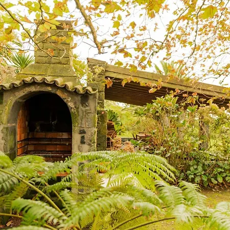 Guest house Welcomebuddy - Traumgarten Rustic House